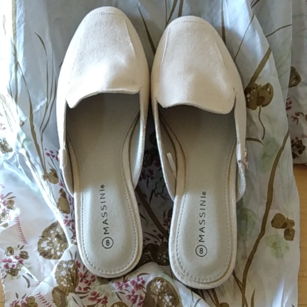 Messina Ivory Mules, size 8M